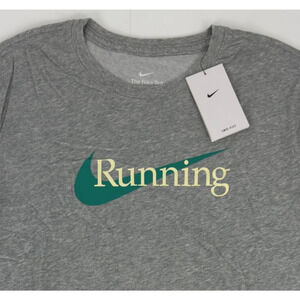 NEW Nike Men’s Running Dri-Fit Standard Fit Breatheble T Shirt Silver Large Size